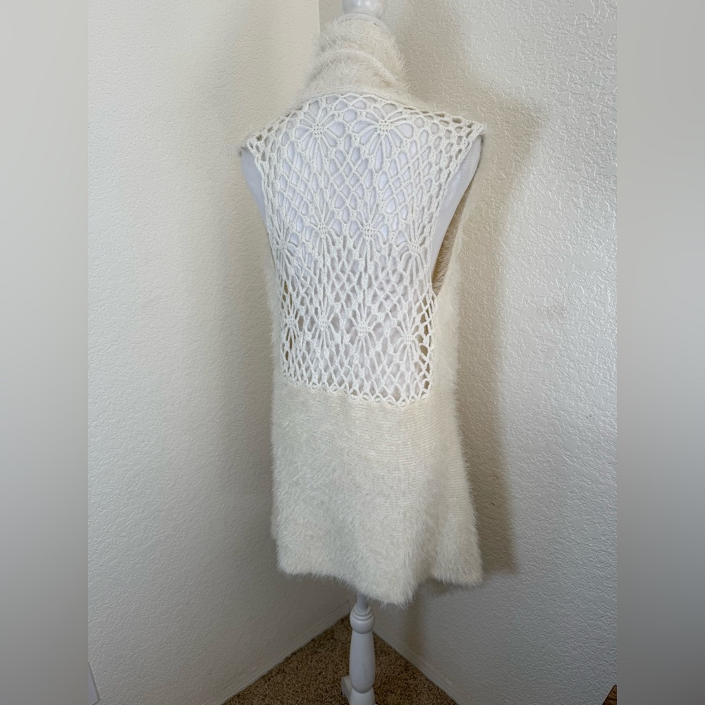 Escoi‎ eyelash knit open front cardigan vest with crochet back